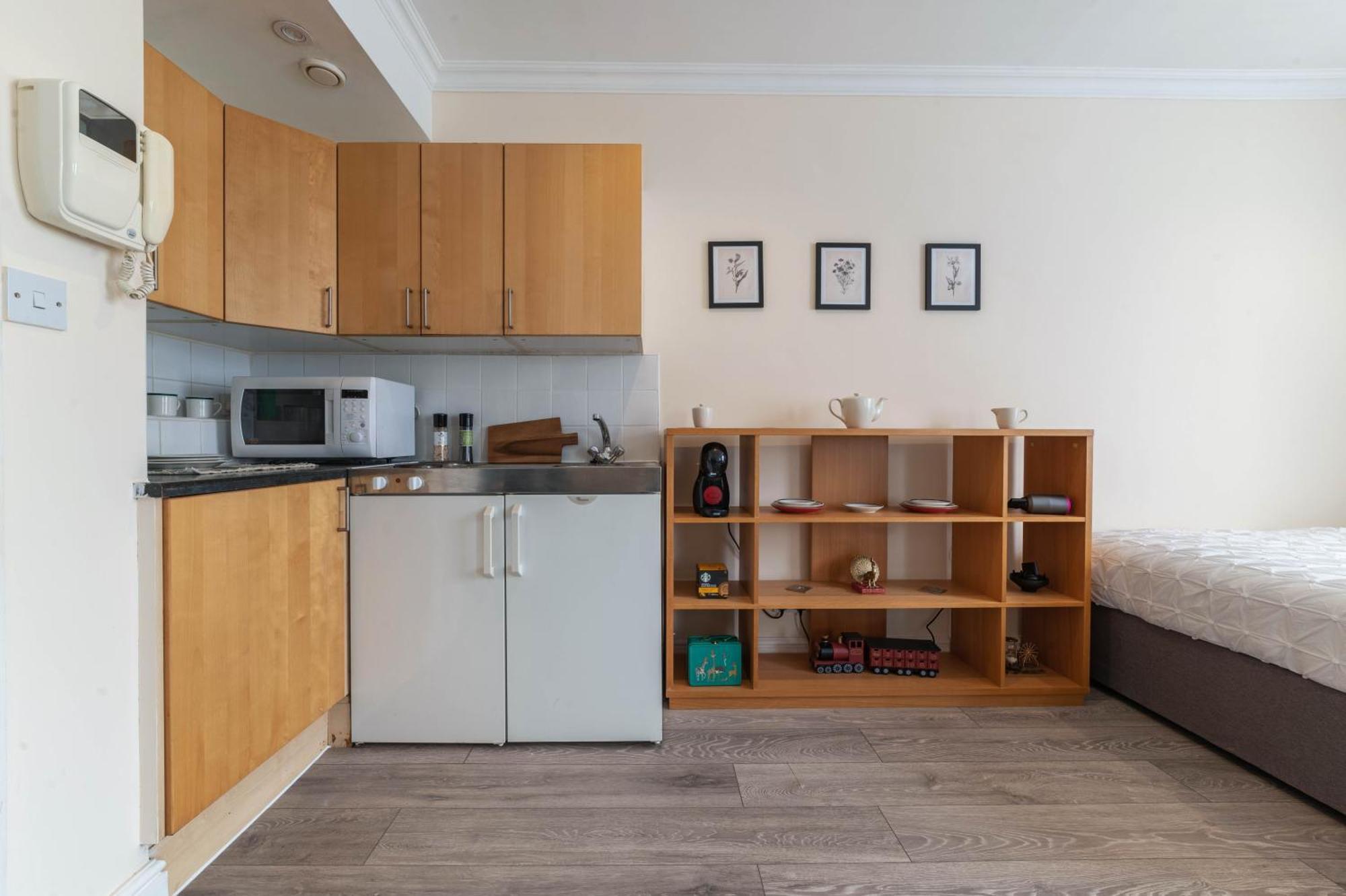 Elegant Art Deco Whole Apartment - 2Mins To Hyde Park, 8Mins To Bayswater, Nottinghill, Paddington Лондон Екстериор снимка